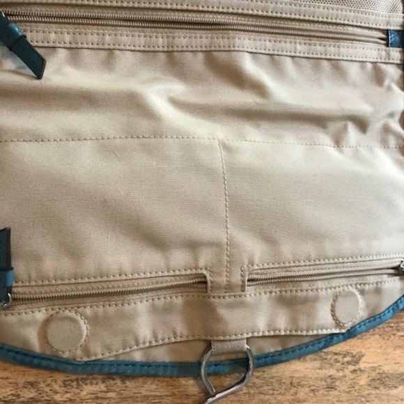 Coach Sateen Blue Travel/Accessory/Makeup Bag - Picture 5 of 7